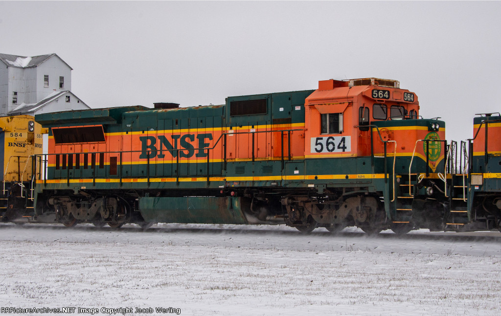 BNSF 564